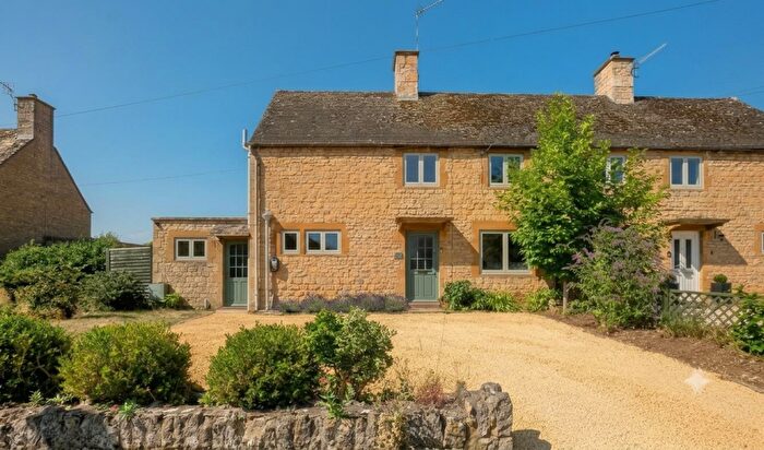 3 Bedroom Semi Detached House For Sale In Littleworth, Chipping Campden, GL55