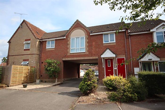 2 Bedroom Detached House For Sale In Thomas Mead, Pewsham, Chippenham, SN15