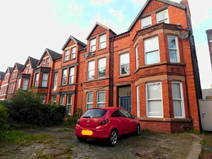 3 Bedroom Flat To Rent In Ullet Road, Sefton Park, Liverpool, L17
