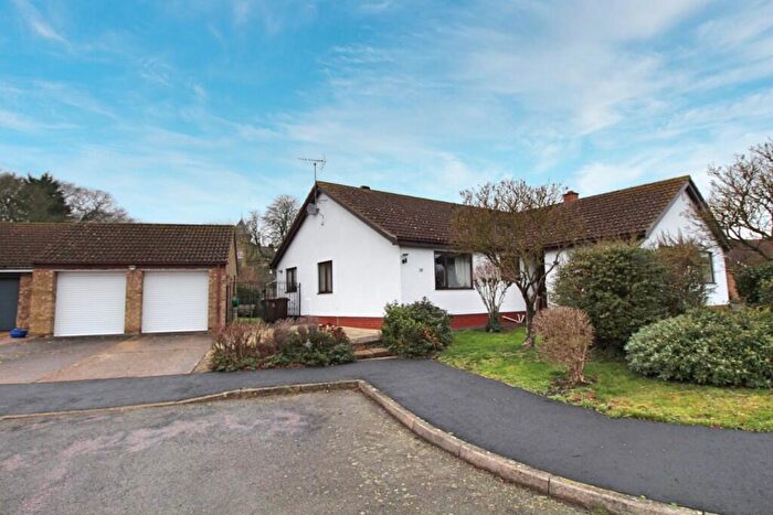 4 Bedroom Detached Bungalow For Sale In St. Peters Drive, Chatteris, Cambridgeshire, PE16