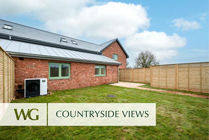 3 Bedroom Barn Conversion For Sale In Broadclyst, Exeter, EX5