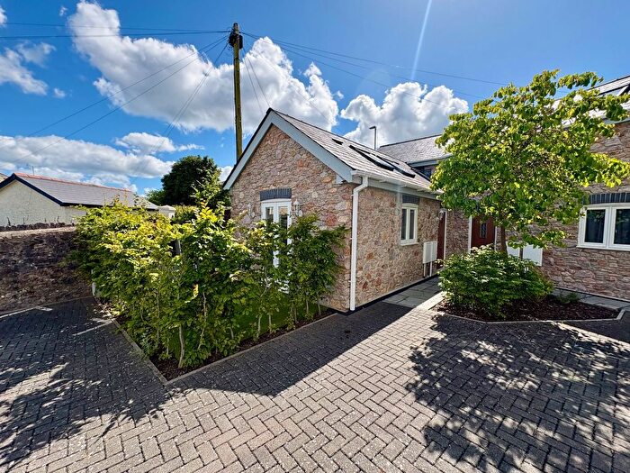 1 Bedroom Property For Sale In Furzehill Road, Torquay, TQ1