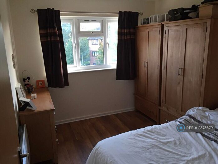 1 Bedroom Flat To Rent In Alders Close, London, E11