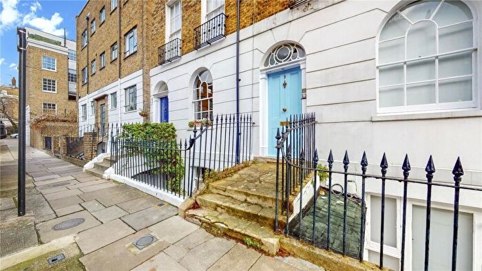 2 Bedroom Apartment To Rent In Noel Road, Angel, Islington, London, N1