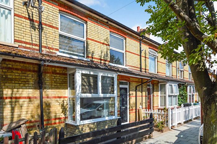 2 Bedroom Property To Rent In Aynho Street, Watford, WD18