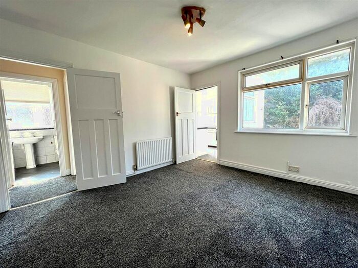 2 Bedroom Maisonette To Rent In Everton Drive, Stanmore, HA7