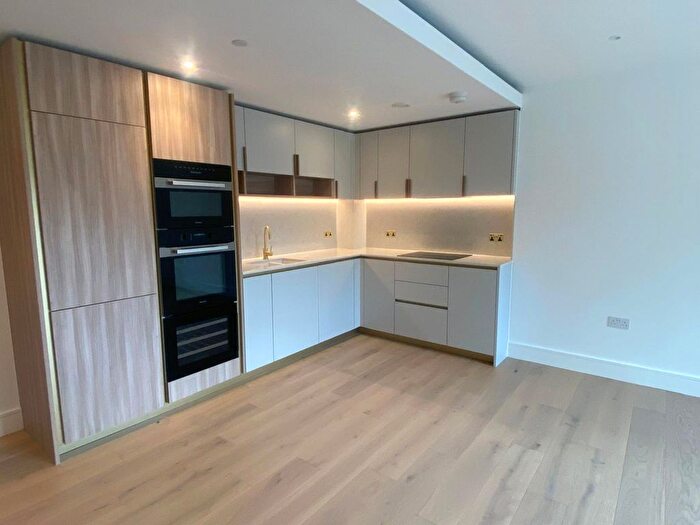 1 Bedroom Flat To Rent In Parr's Way, London, W6