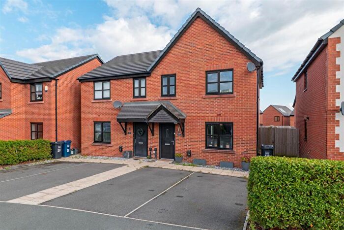 3 Bedroom Semi-Detached House For Sale In Grey Gables Avenue, Bamber Bridge, Preston, PR5