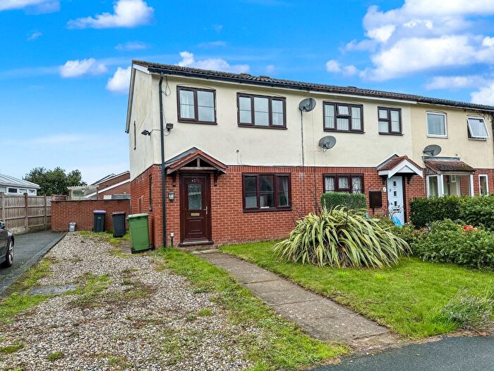 3 Bedroom Semi Detached House For Sale In Hopkins Heath, Telford, Shropshire, TF5