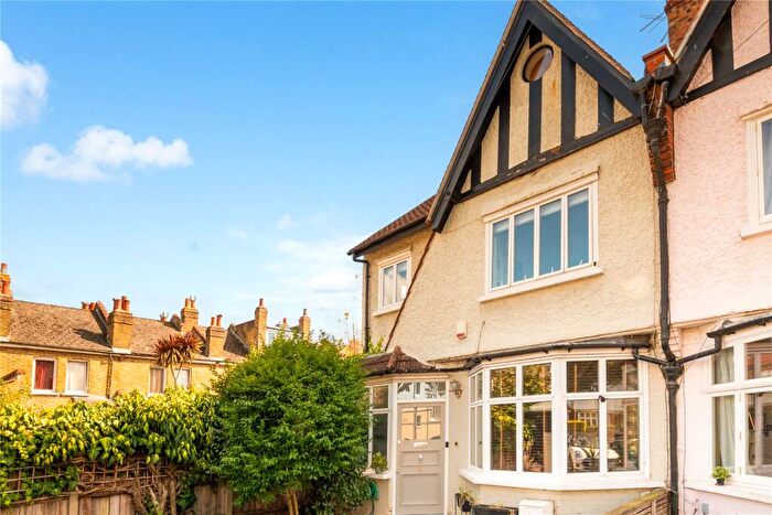 4 Bedroom End Of Terrace House To Rent In Glendower Gardens, London, SW14