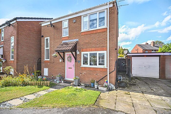3 Bedroom Detached House For Sale In Glen Park, Leigh, WN7