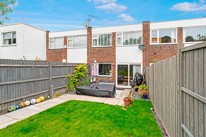 3 Bedroom Terraced House For Sale In Stuart Close, Royal Tunbridge Wells, TN2