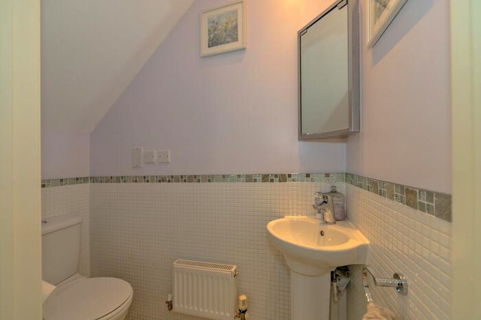 5 Bedroom Town House For Sale In Frampton Grove, Westcroft, MK4