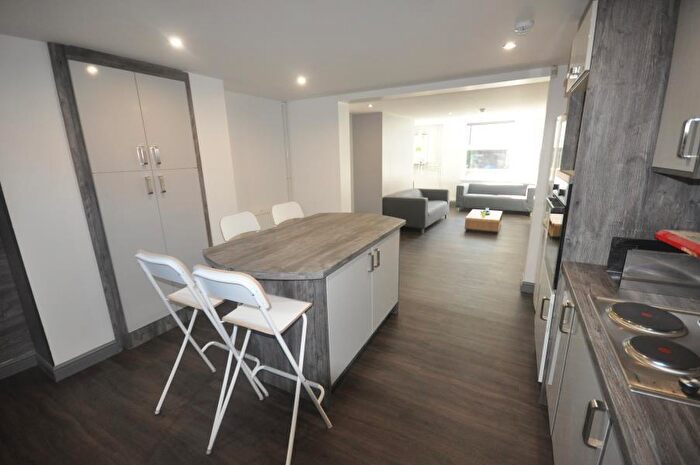 6 Bedroom Terraced House To Rent In Hyde Park Terrace, Hyde Park, Leeds, LS6