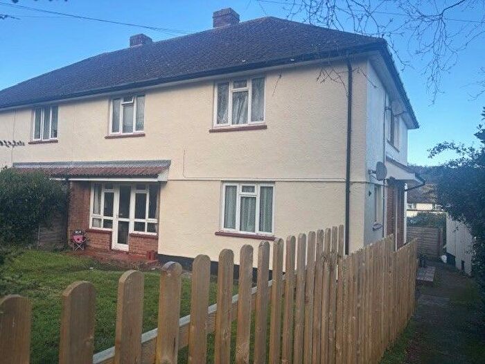 2 Bedroom Flat To Rent In Periton Way, Minehead, TA24