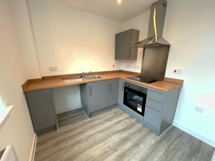 1 Bedroom Flat To Rent In Tower Street, Taunton, TA1