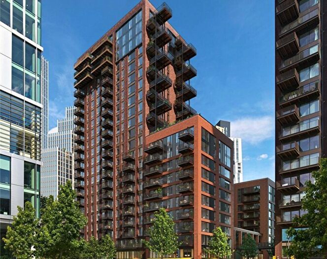 3 Bedroom Flat To Rent In Ponton Road, London, SW11