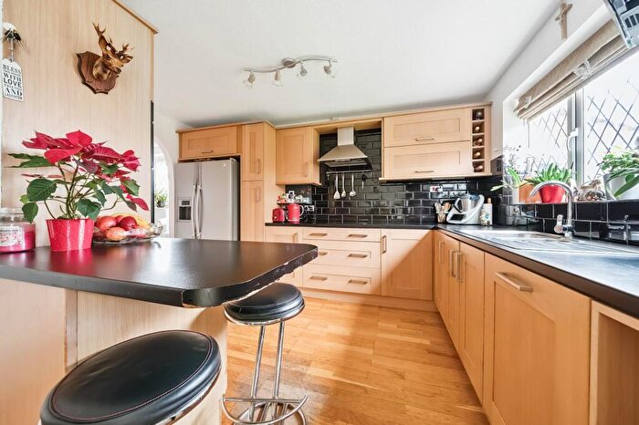 4 Bedroom Detached House For Sale In Sunningdale Gardens, North Bersted, Bognor Regis, PO22