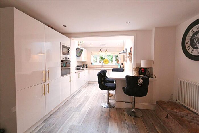 4 Bedroom Detached House For Sale In Reid Close, Denton, Manchester, Greater Manchester, M34