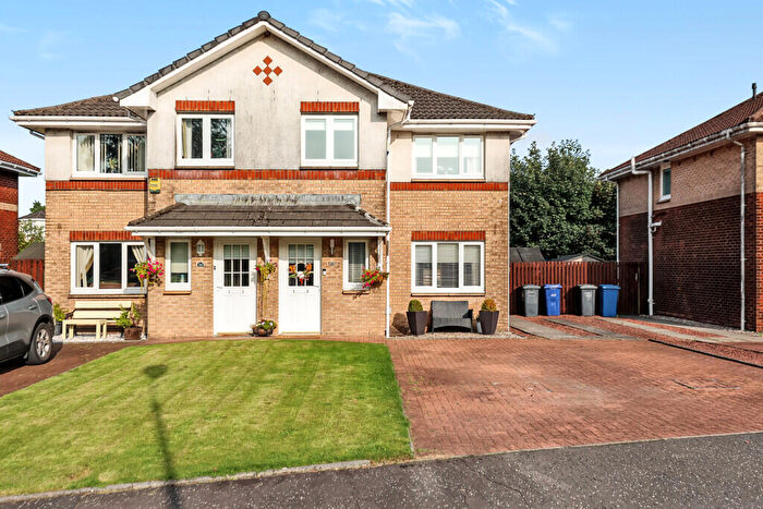 3 Bedroom Semi-Detached House For Sale In Ferryfield Gardens, Alexandria, G83