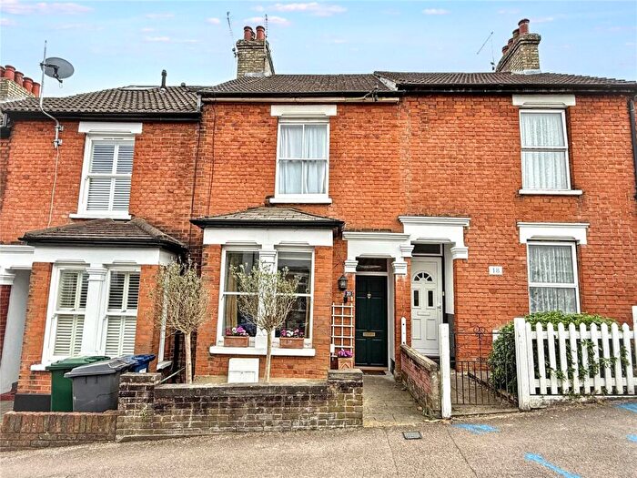 2 Bedroom Terraced House For Sale In Moxon Street, Barnet, EN5