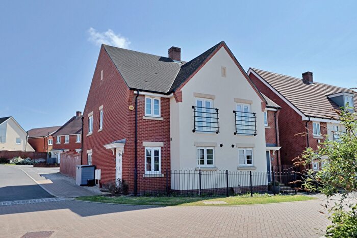 3 Bedroom Semi Detached House For Sale In Mannock Way, Canford Heath, Poole, BH17