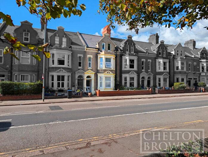 7 Bedroom Terraced House For Sale In Wellingborough Road, Northampton, Northamptonshire, NN1