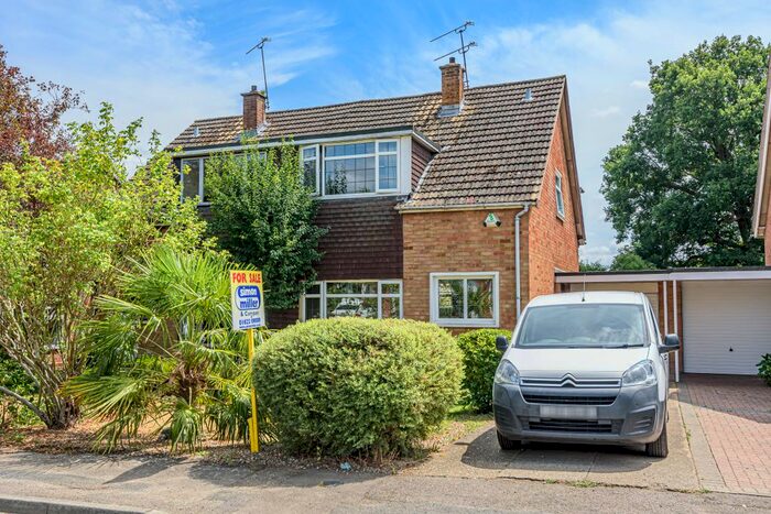 3 Bedroom Semi-Detached House For Sale In Bankfields, Headcorn, Ashford, TN27