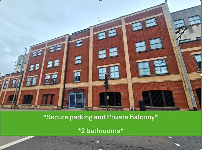 2 Bedroom Flat To Rent In Harbour House Ref, BS8