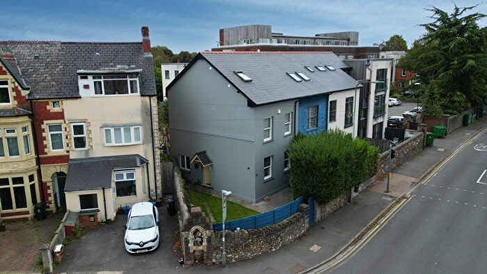 3 Bedroom End Of Terrace House For Sale In Romilly Crescent, Cardiff, CF11
