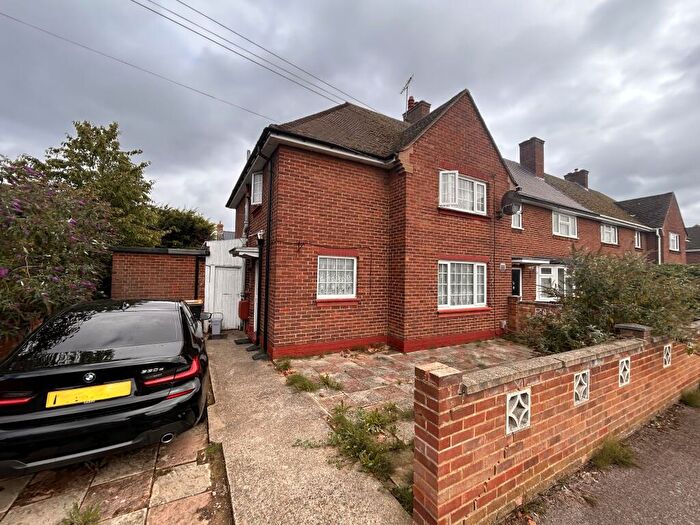 3 Bedroom End Of Terrace House To Rent In Harter Road, Kempston, MK42
