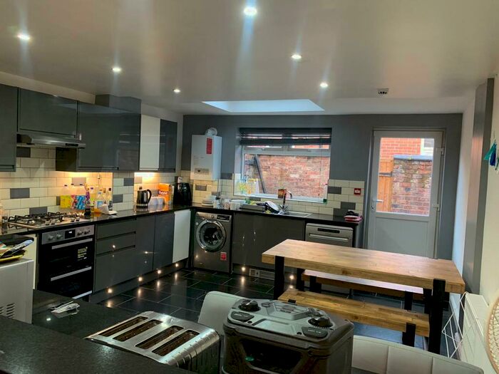 6 Bedroom Terraced House To Rent In Furness Road, Fallowfield, Manchester, M14