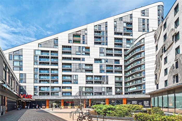 2 Bedroom Flat For Sale In St. Marks Square, Bromley, BR2