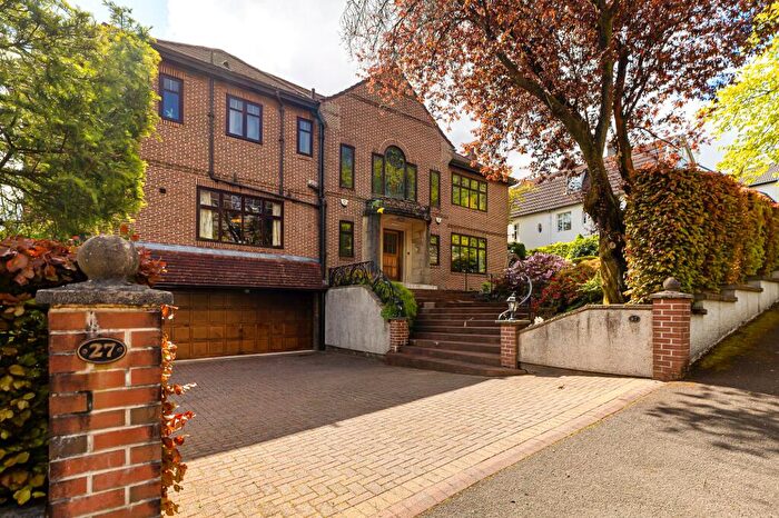 5 Bedroom Detached House For Sale In Pendicle Road, Bearsden, G61
