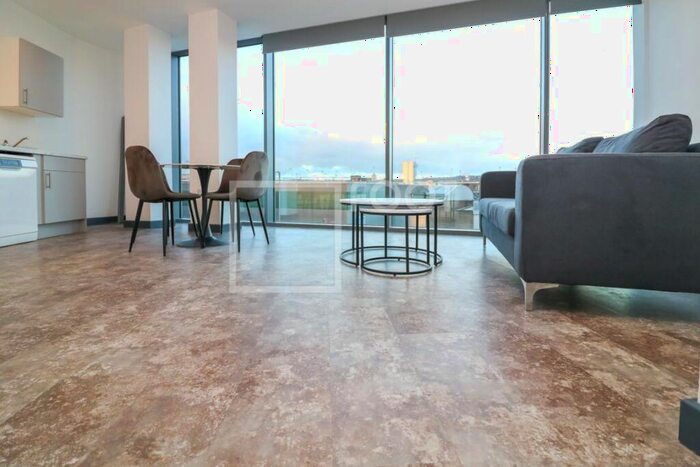 2 Bedroom Apartment To Rent In Highpoint, Bradford, BD1