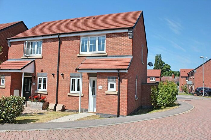 2 Bedroom Semi-Detached House To Rent In Heatherley Grove, Wigston, LE18