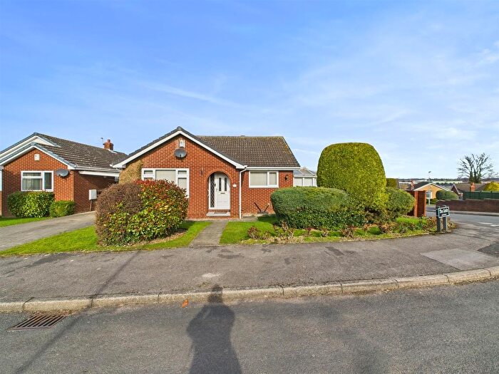 3 Bedroom Detached Bungalow For Sale In The Links, Featherstone, WF7