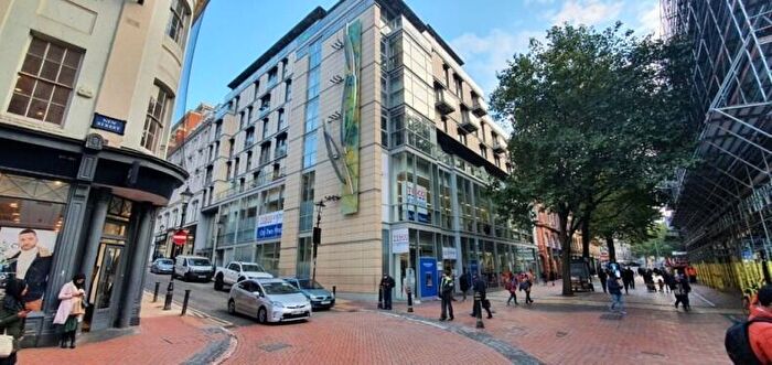 2 Bedroom Apartment For Sale In Apartment, Temple House, New Street, Birmingham, West Midlands, B2