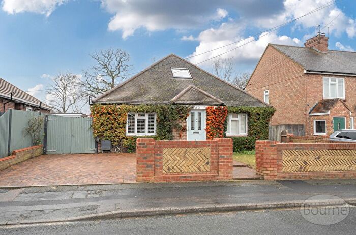4 Bedroom Detached House For Sale In Cranford Avenue, Church Crookham, Fleet, Hampshire, GU52