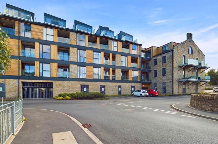 2 Bedroom Flat For Sale In Horace Mill, Cononley, BD20