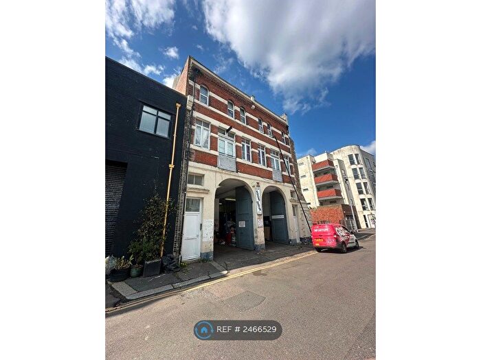 1 Bedroom Flat To Rent In Earl Street, Hastings, TN34