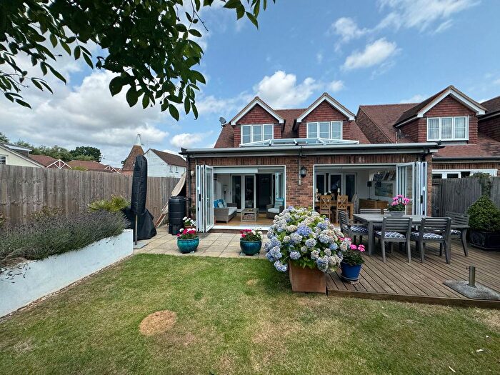 3 Bedroom Detached House For Sale In Staplehurst, Kent, TN12
