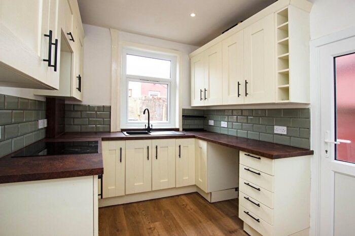 2 Bedroom Terraced House To Rent In London Terrace, Darwen, BB3