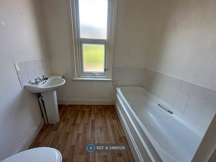 1 Bedroom Flat To Rent In Earl Street, Hastings, TN34