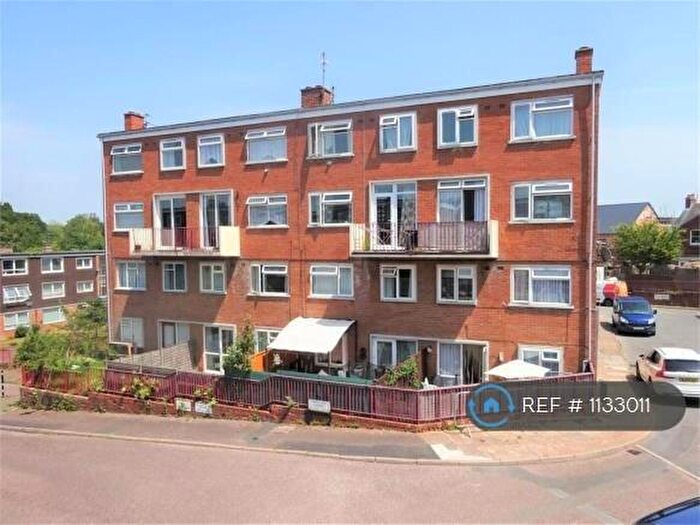3 Bedroom Flat To Rent In North Lawn Court, Exeter, EX1