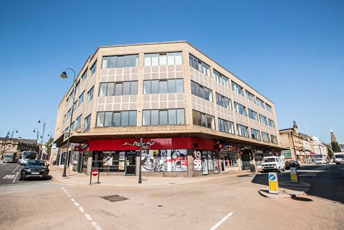 1 Bedroom Flat To Rent In Southgate House, Halifax, HX1