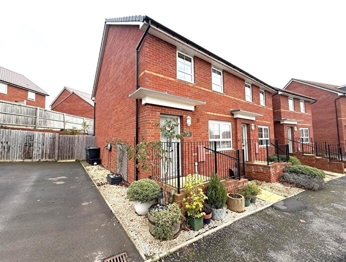 3 Bedroom Semi-Detached House For Sale In Clark Drive, Chippenham, SN15