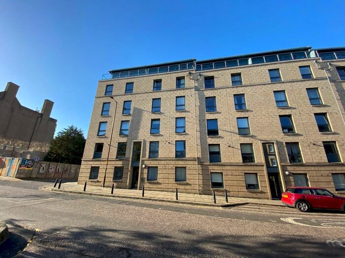 2 Bedroom Flat To Rent In Roberston Avenue, Gorgie, Edinburgh, EH11