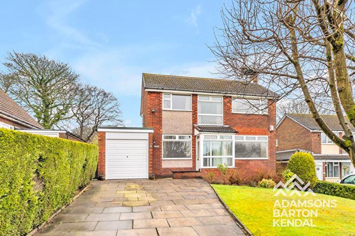 3 Bedroom Detached House For Sale In Newhouse Crescent, Norden, Rochdale, OL11