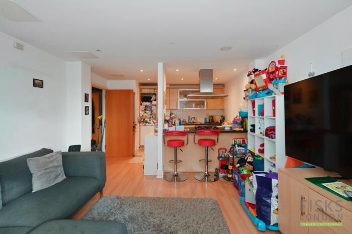 1 Bedroom Apartment For Sale In Westferry Road, London, E14